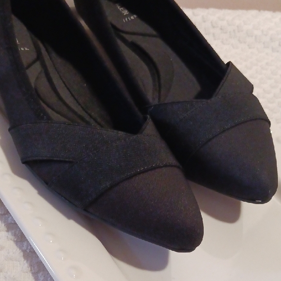 Elegant Anne Klein ⚜️ Flex Black Slip On Flats 10 - Picture 10 of 15